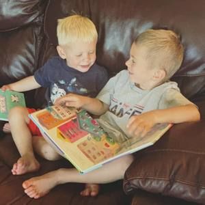 Meet your Posher, April